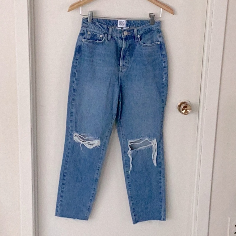 NWOT Urban Outfitters BDG Button Down Slim Straight Jeans in Size 26